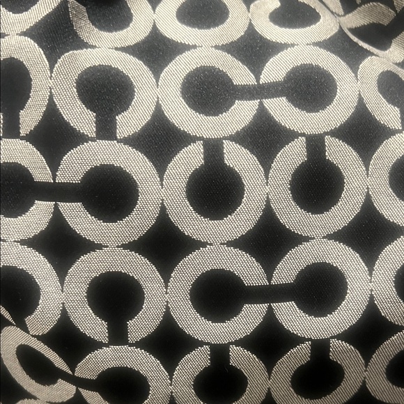 Coach Black and Cream Signature Shoulder Hobo - Picture 3 of 14